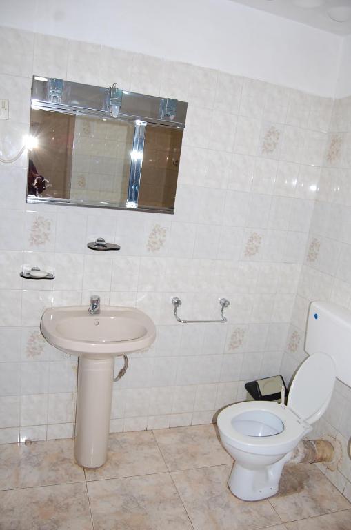 Global Summer Hotel Accra Chambre photo