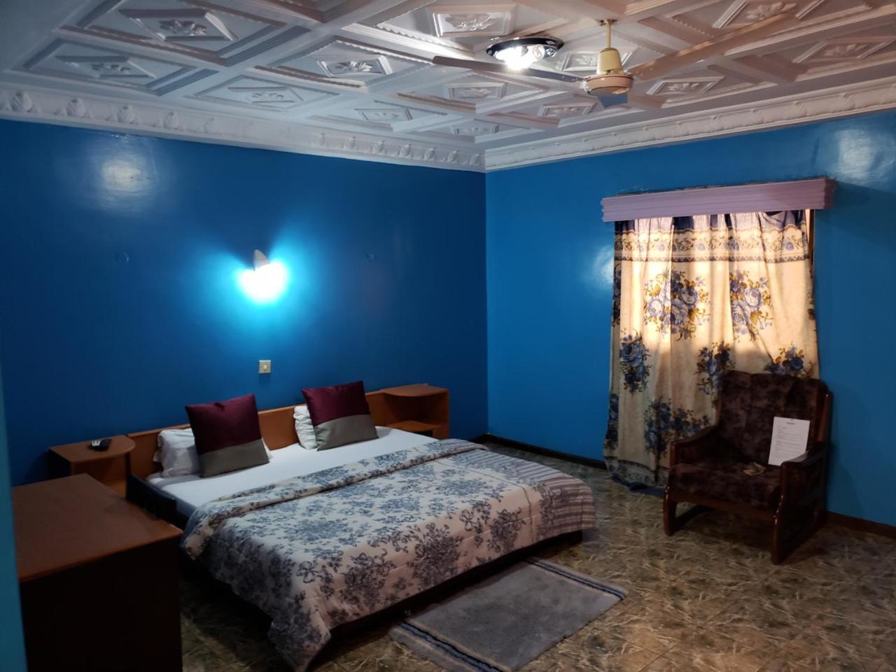 Global Summer Hotel Accra Extérieur photo