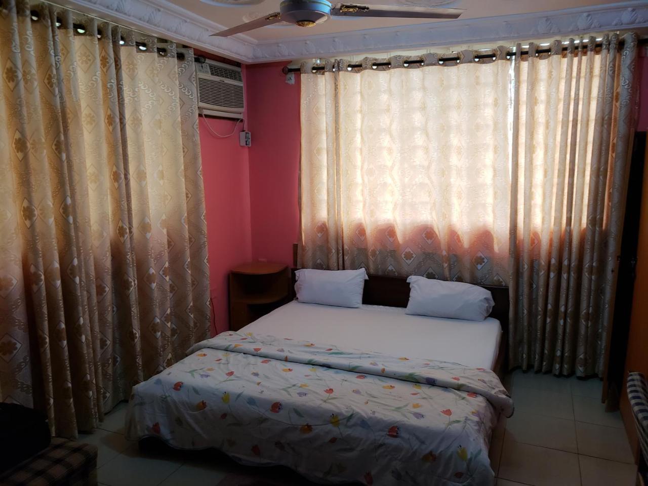 Global Summer Hotel Accra Extérieur photo